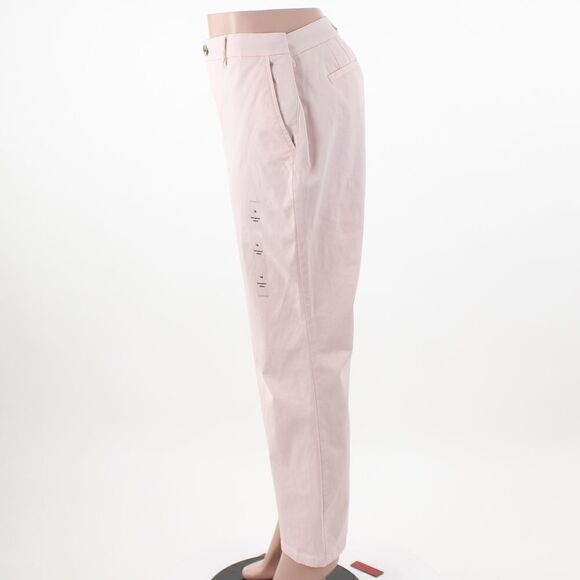 Tommy Hilfiger Rolled-Hem Straight-Leg Chino in Ballerina Pink - Picture 4 of 5